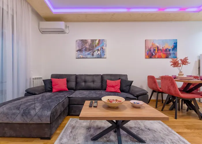 Διαμέρισμα Royal Τσάτσακ